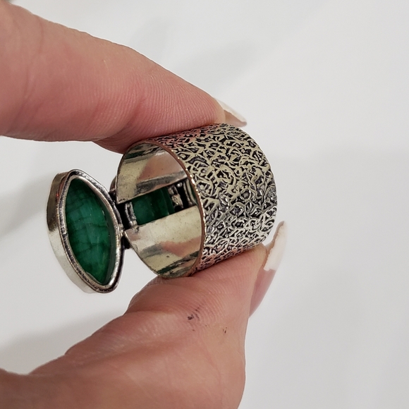 Sakota, Emerald gemstone 925 silver ring - Picture 11 of 15